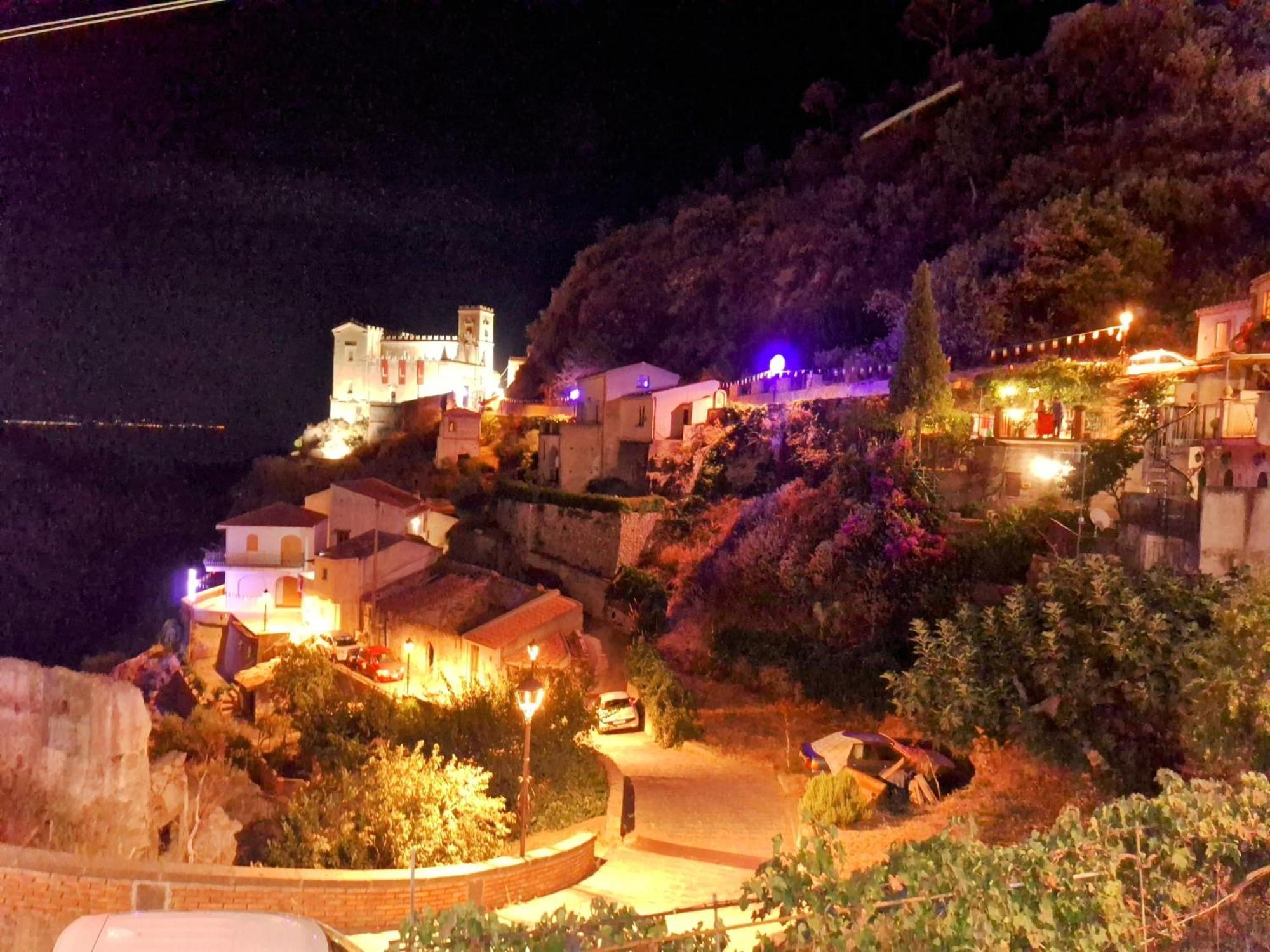 A Casa Da Nonna Brasa Holiday Home Savoca Dış mekan fotoğraf