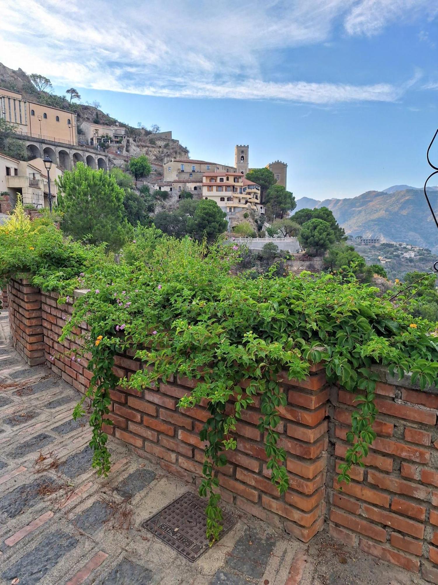 A Casa Da Nonna Brasa Holiday Home Savoca Dış mekan fotoğraf